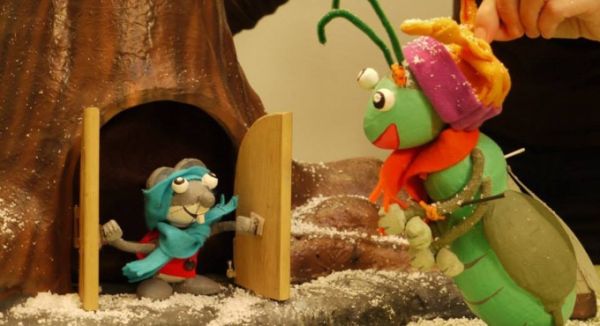 LA CIGARRA Y LA HORMIGA espectáculo de títerer i musica para niños
