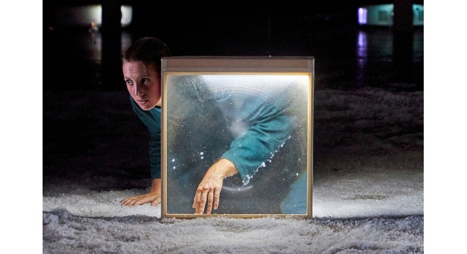 Ventanas. Espectacle de teatre i dansa recomanat de 2 a 6 anys. De la companyia Teatro Paraíso