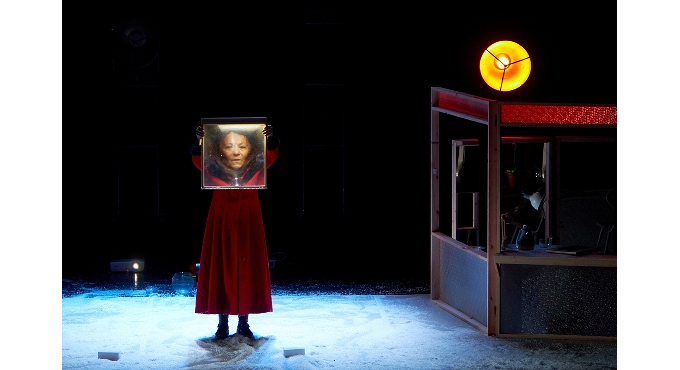 Ventanas. Espectacle de teatre i dansa recomanat de 2 a 6 anys. De la companyia Teatro Paraíso