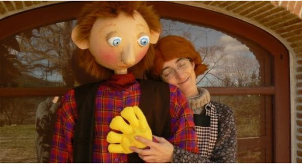 El gegant del Pi. Teatre de cançons i titelles, recomanada de 0 a 3 anys. Titelles Pamipipa.